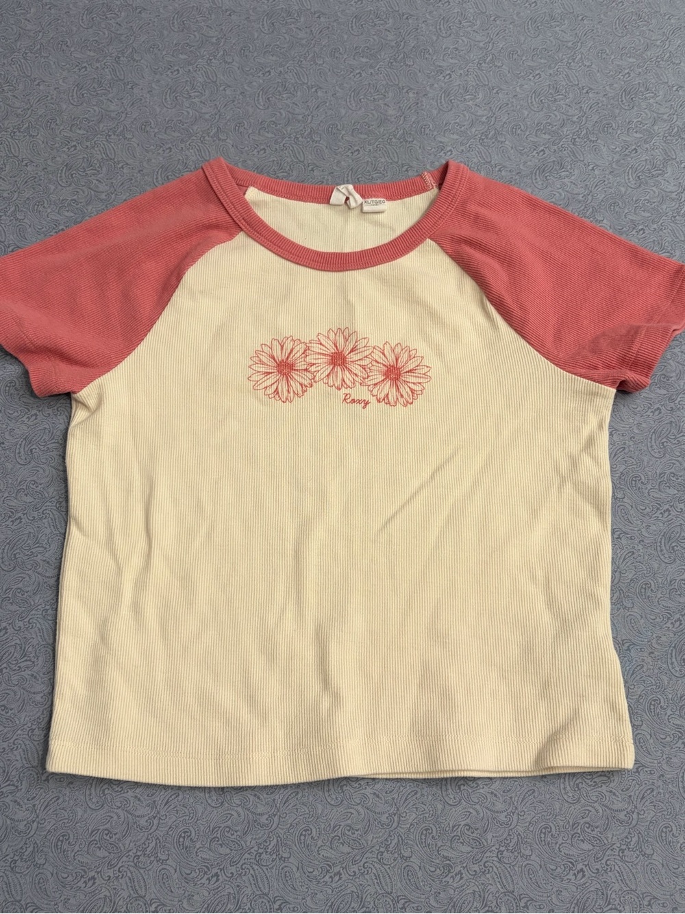 Roxy Baby Tee Y2K Cream and Pink Small